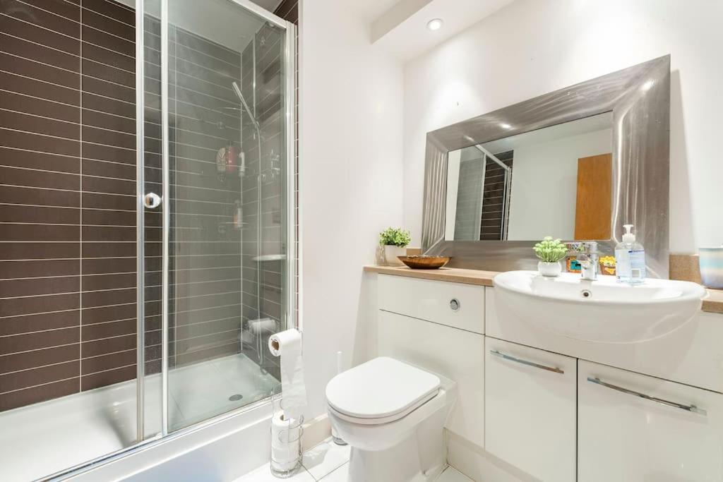 London Skylineviews 2 Bed 2 Bath Flat Near Canary Wharf, O2 & Excel Ngoại thất bức ảnh