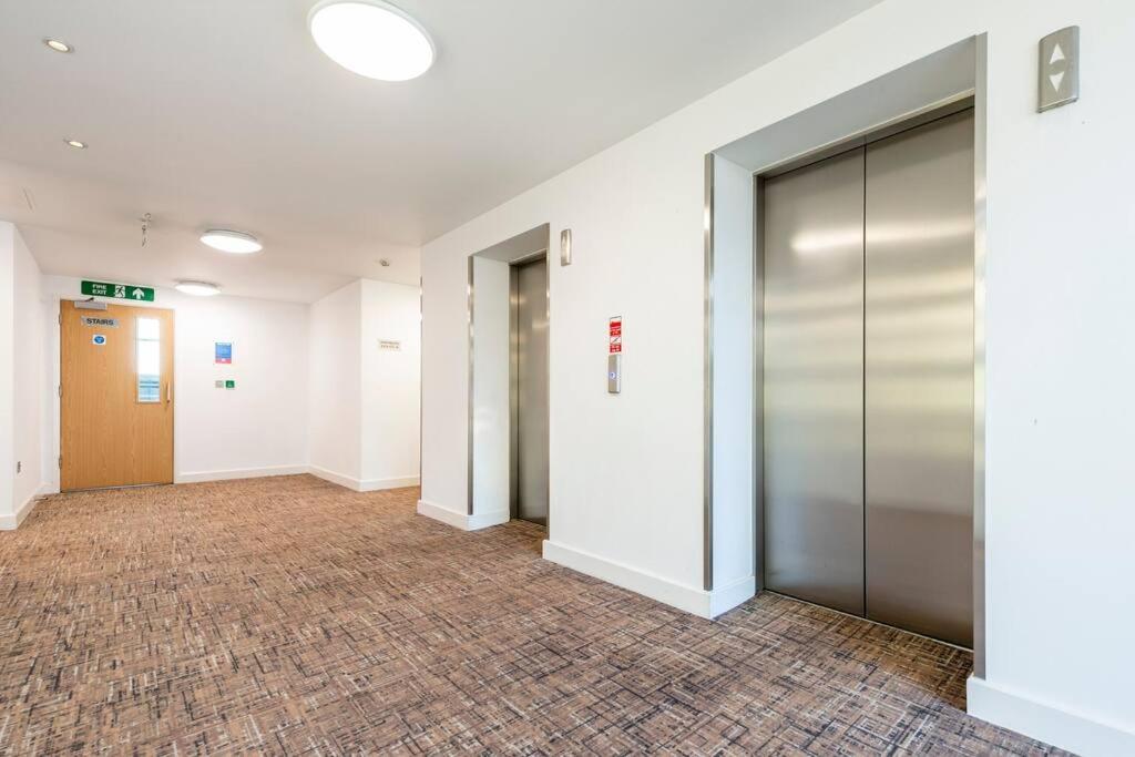 London Skylineviews 2 Bed 2 Bath Flat Near Canary Wharf, O2 & Excel Ngoại thất bức ảnh