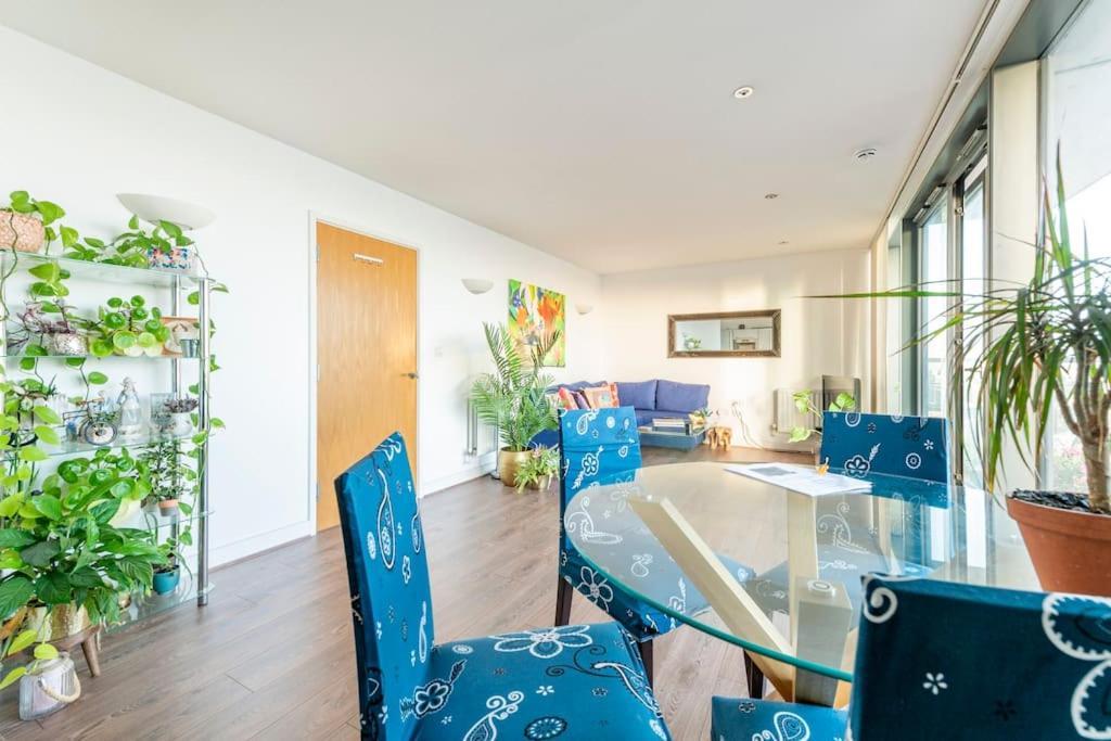 London Skylineviews 2 Bed 2 Bath Flat Near Canary Wharf, O2 & Excel Ngoại thất bức ảnh